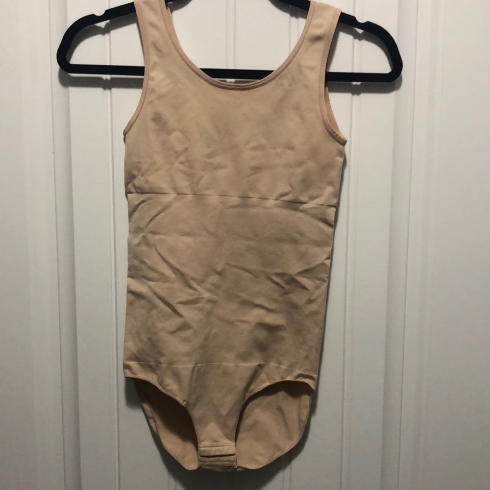 Spanx size small.